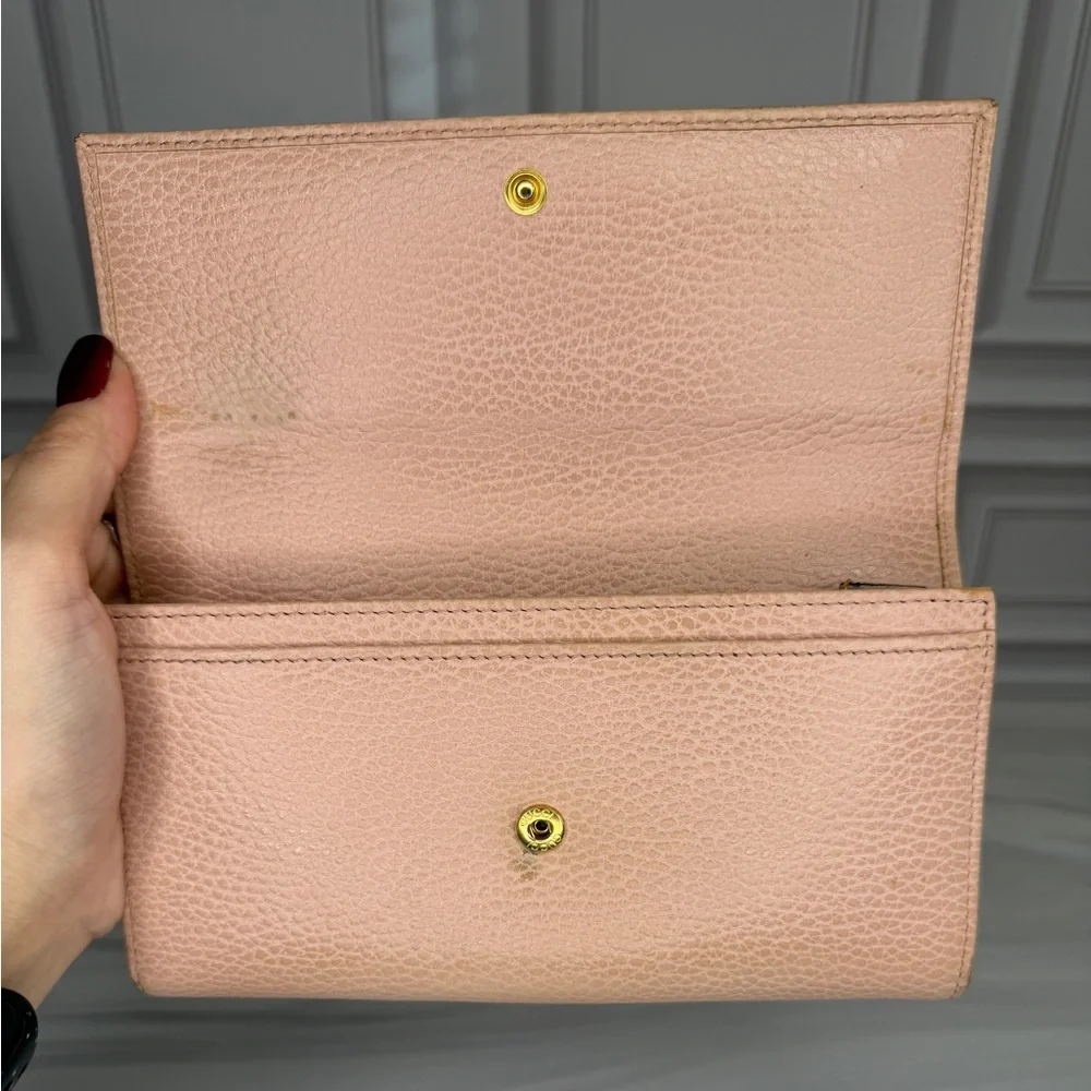 Gucci Light Pink Pebbled Leather Snap Closure Long Wallet | Full Inclusion - Picture 6 of 9